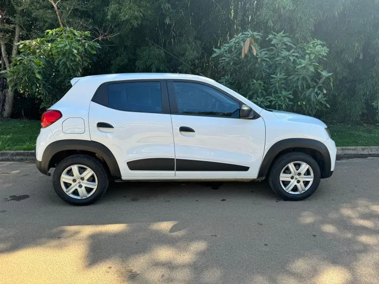 Renault - KWID ZEN 1.0